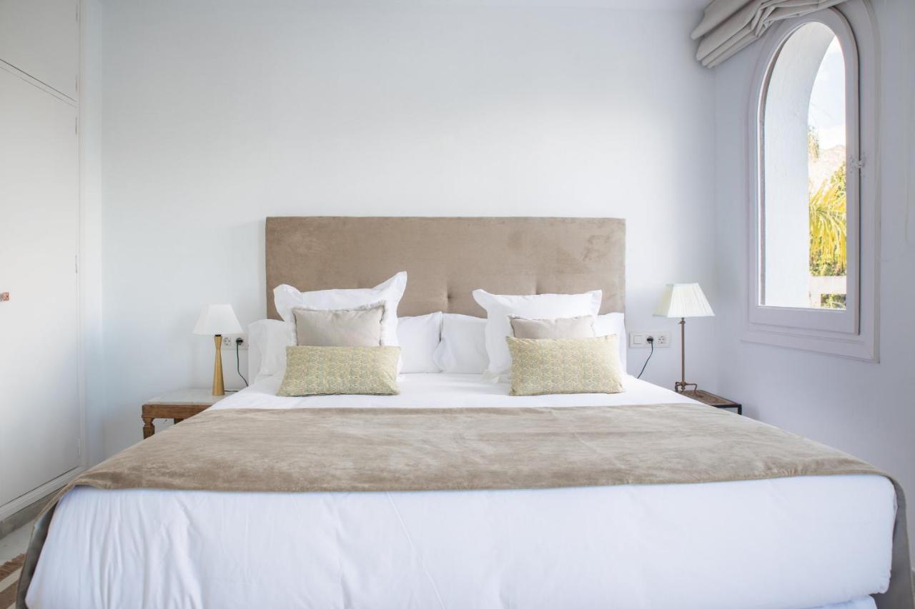 Expo Apartment Golden Mile ماربيا المظهر الخارجي الصورة