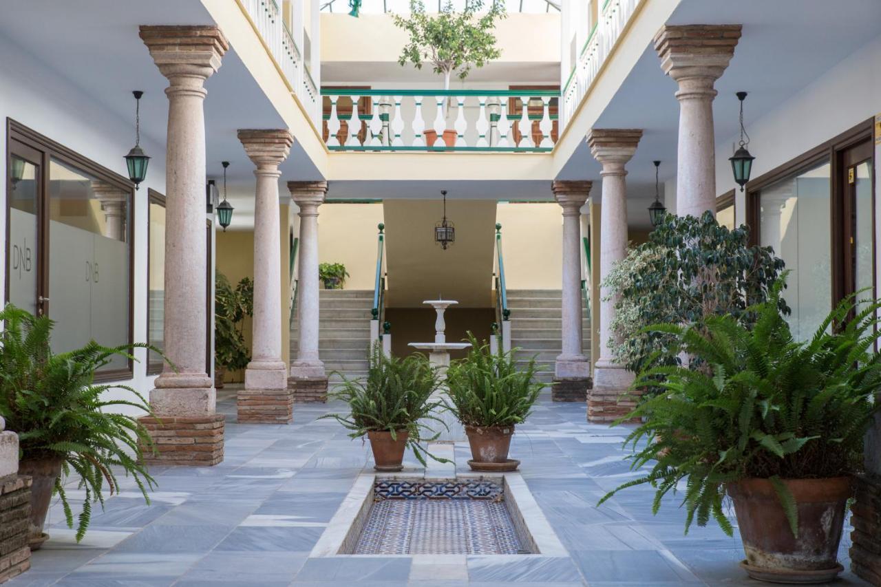 Expo Apartment Golden Mile ماربيا المظهر الخارجي الصورة